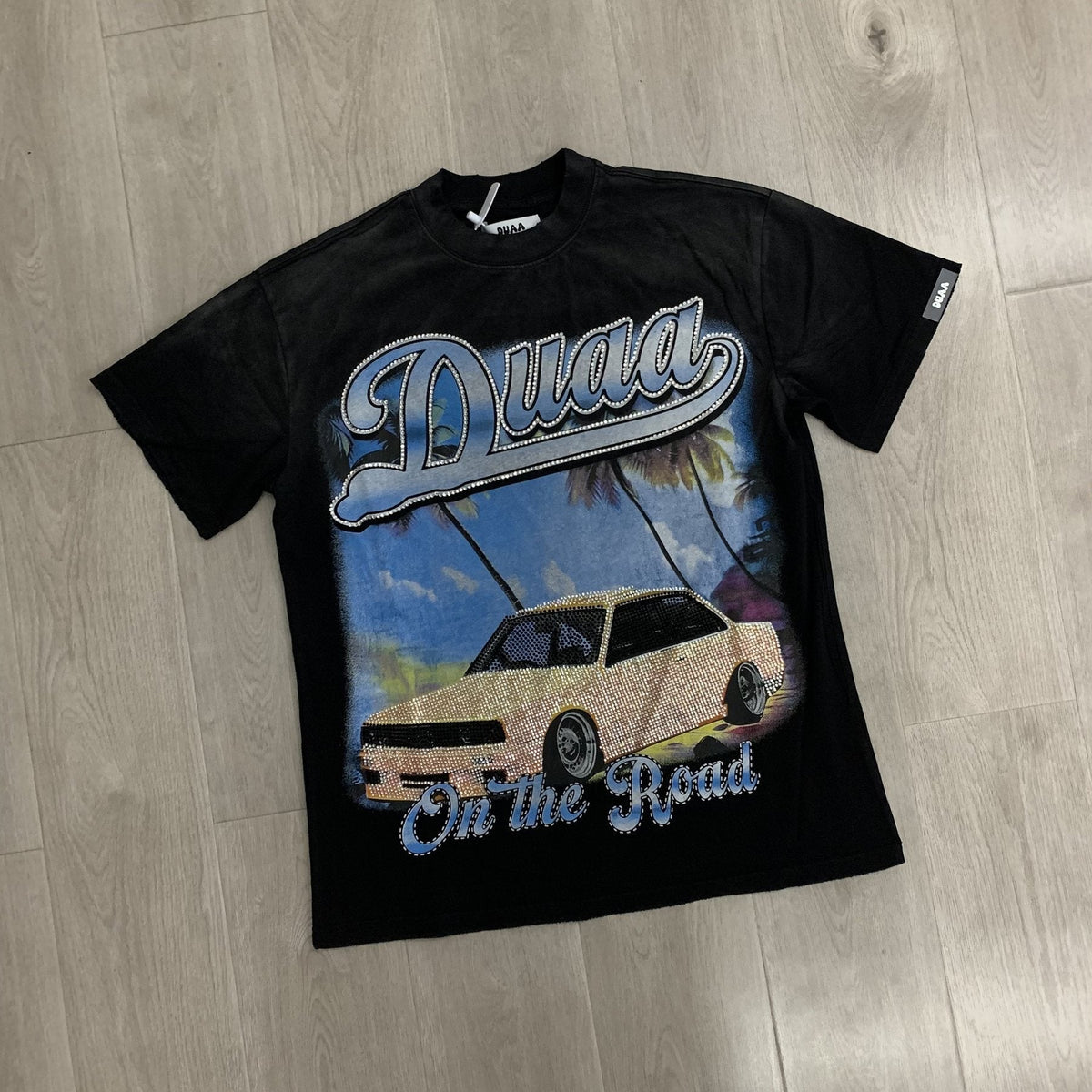 DUAA Destination Car Graphic Short-Sleeve T-Shirt — front